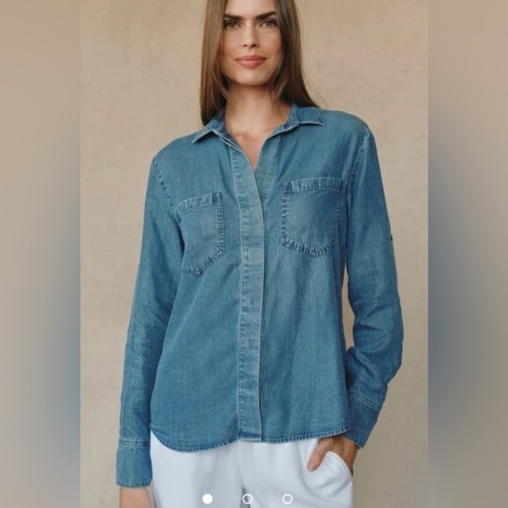Bella Dahl Split Back Chambray Shirt